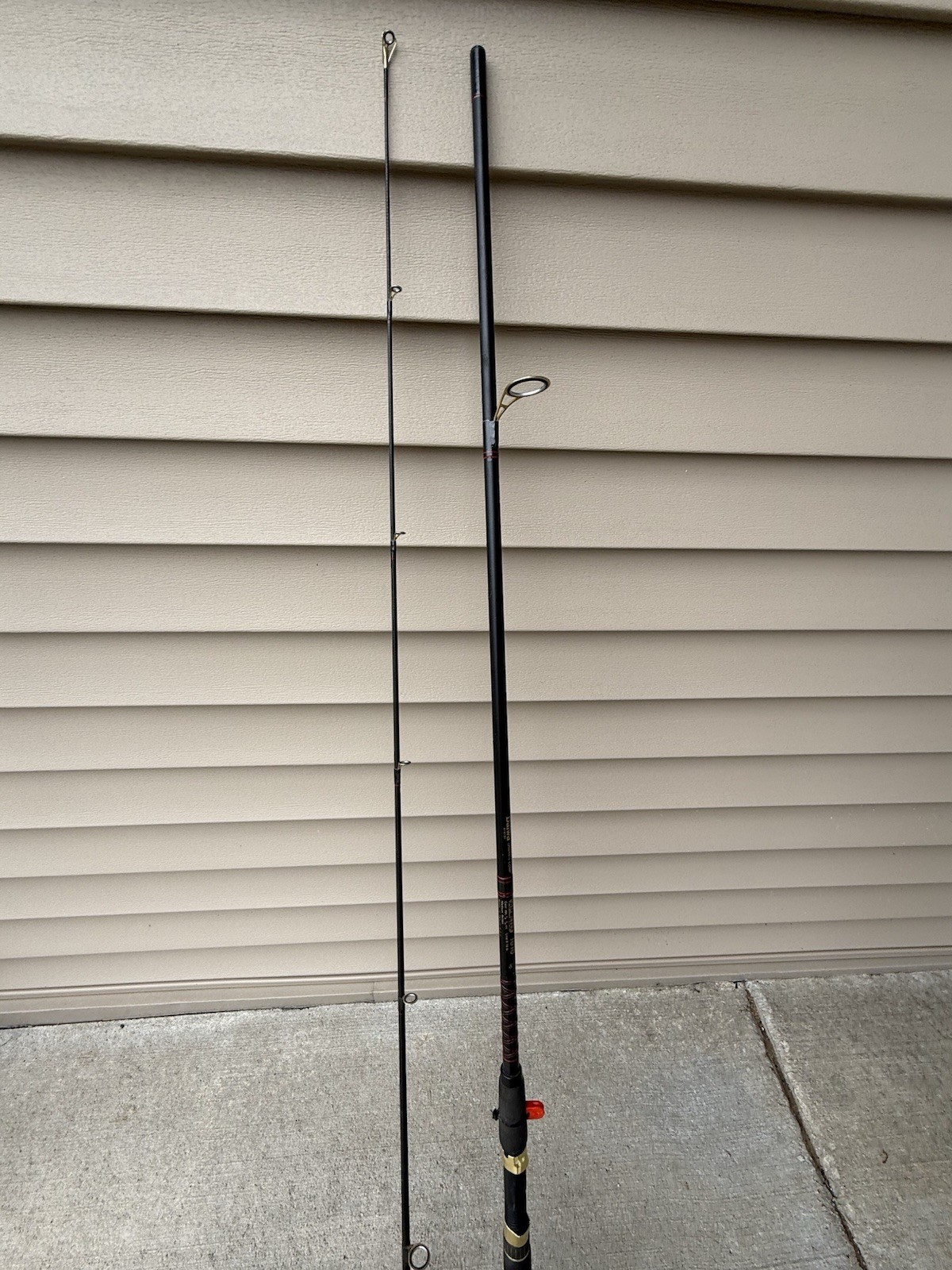 Daiwa Apollo 1616 Medium Action Rod 8-16lbs 2 Piece 8 1/2ft.