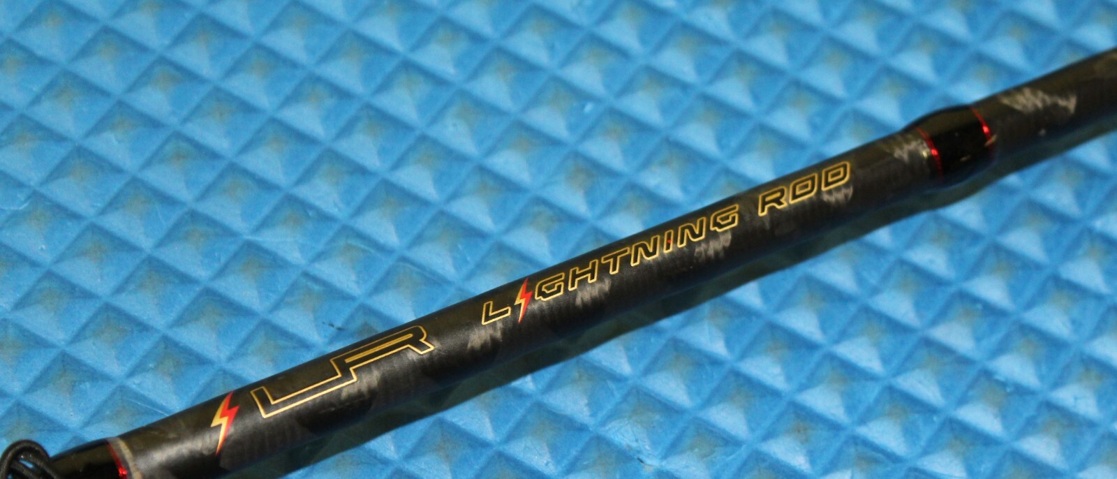 Berkley Lightning Rod Casting 7′ 0″ 2-Piece Medium Heavy BCLR702MH 1429010