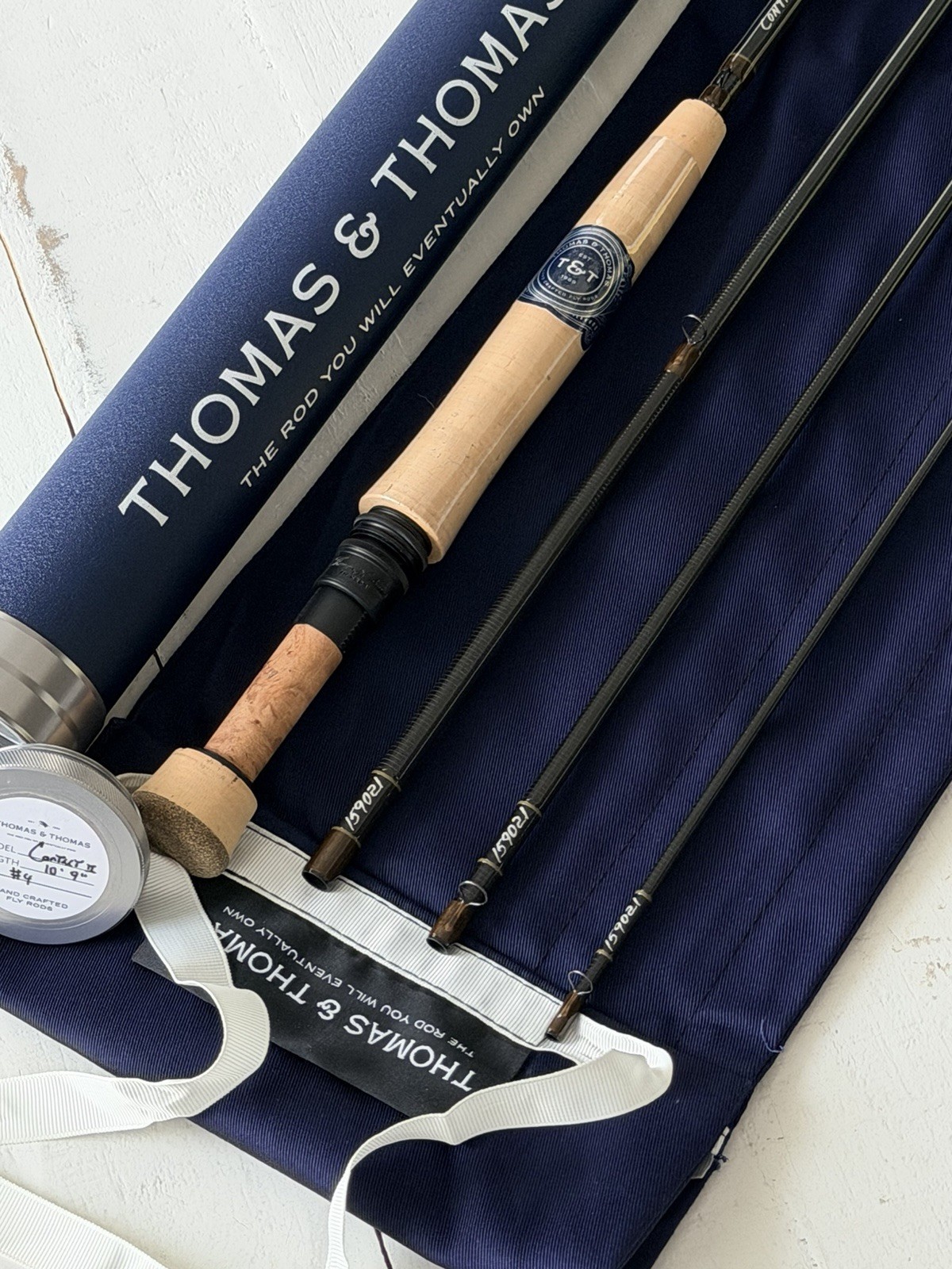 ** BEAUTIFUL**🔥 Thomas & Thomas CONTACT II 4wt 10’9”in~4pc Fly Rod!!🔥~NEW~🔥