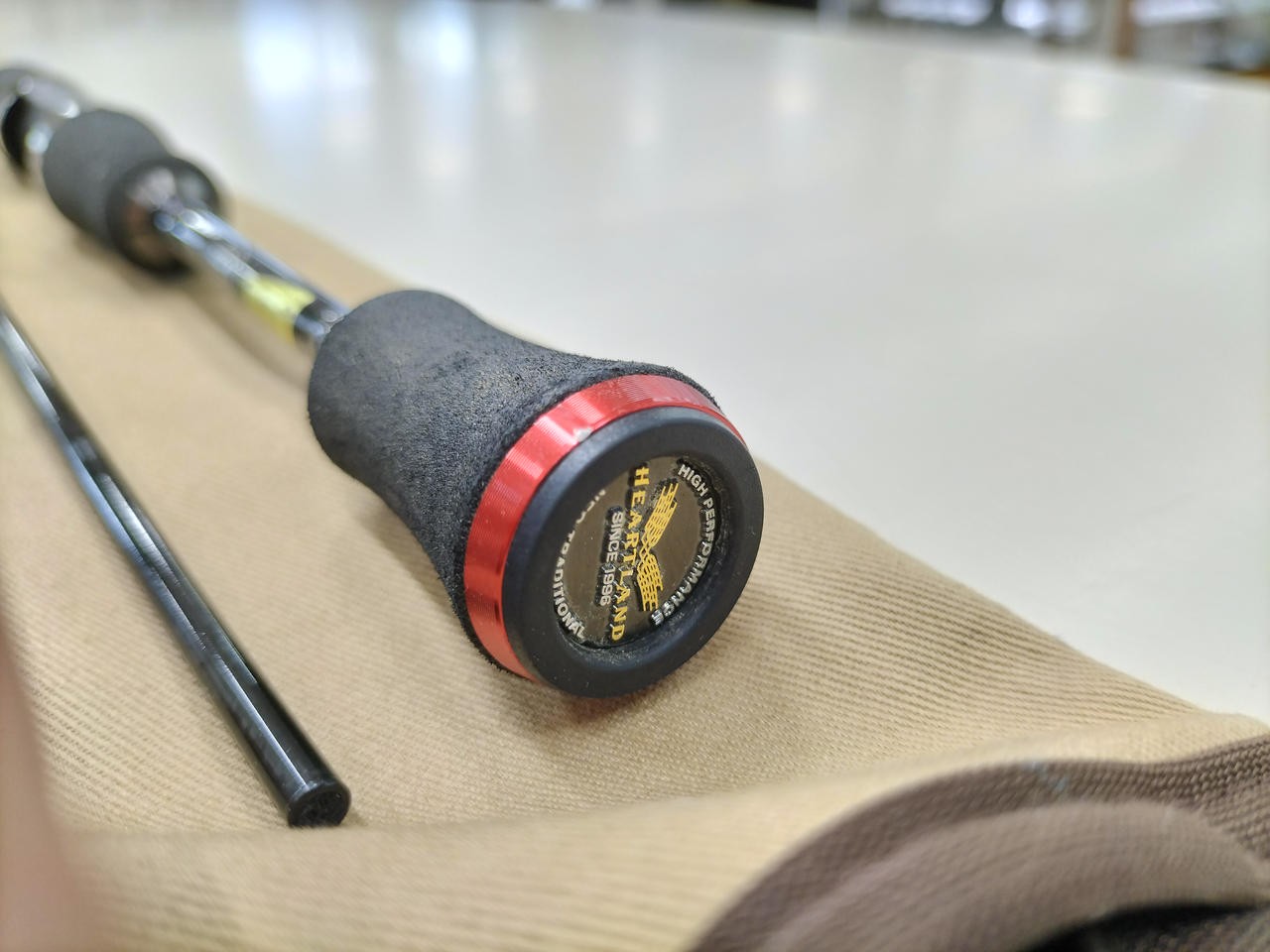 Daiwa Heartland 2.13m Spinning Jigging Rod 80g, 2-Piece, Line 1.5-4, Bag