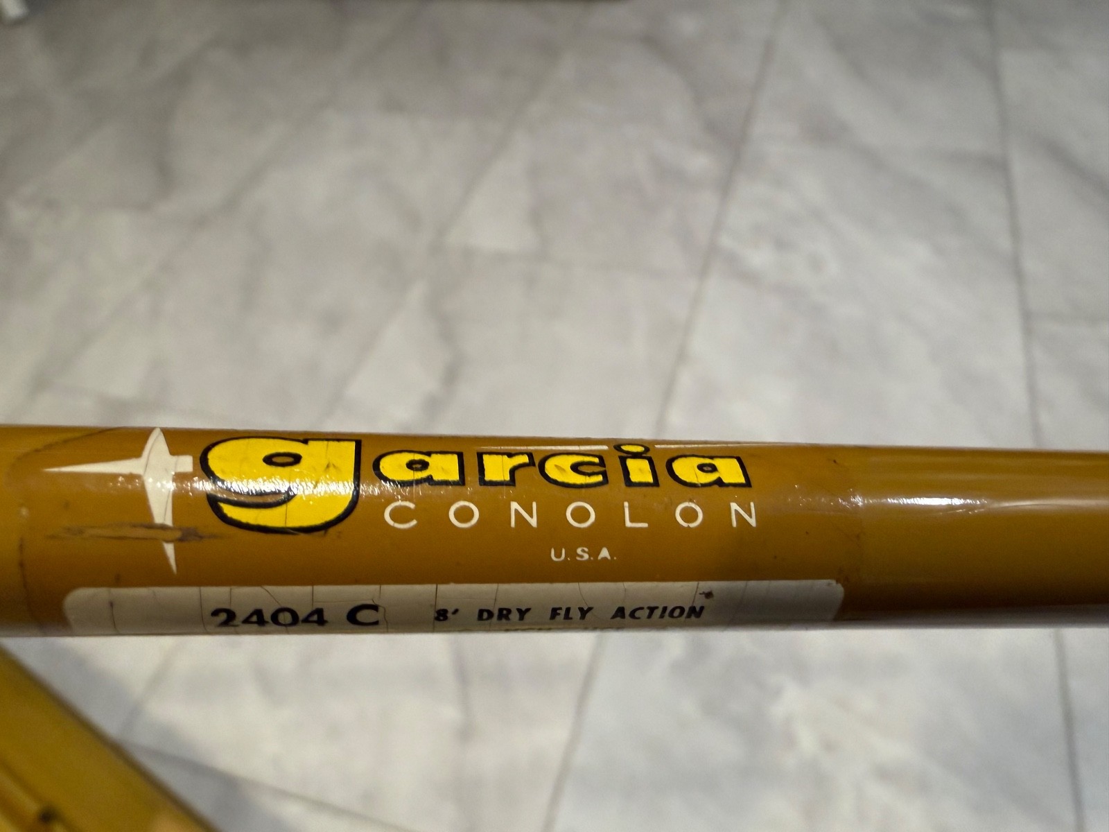 Garcia Conolon 8′ Fiberglass Fly Rod 2404 C & Case – Broken Tip for Parts/Repair
