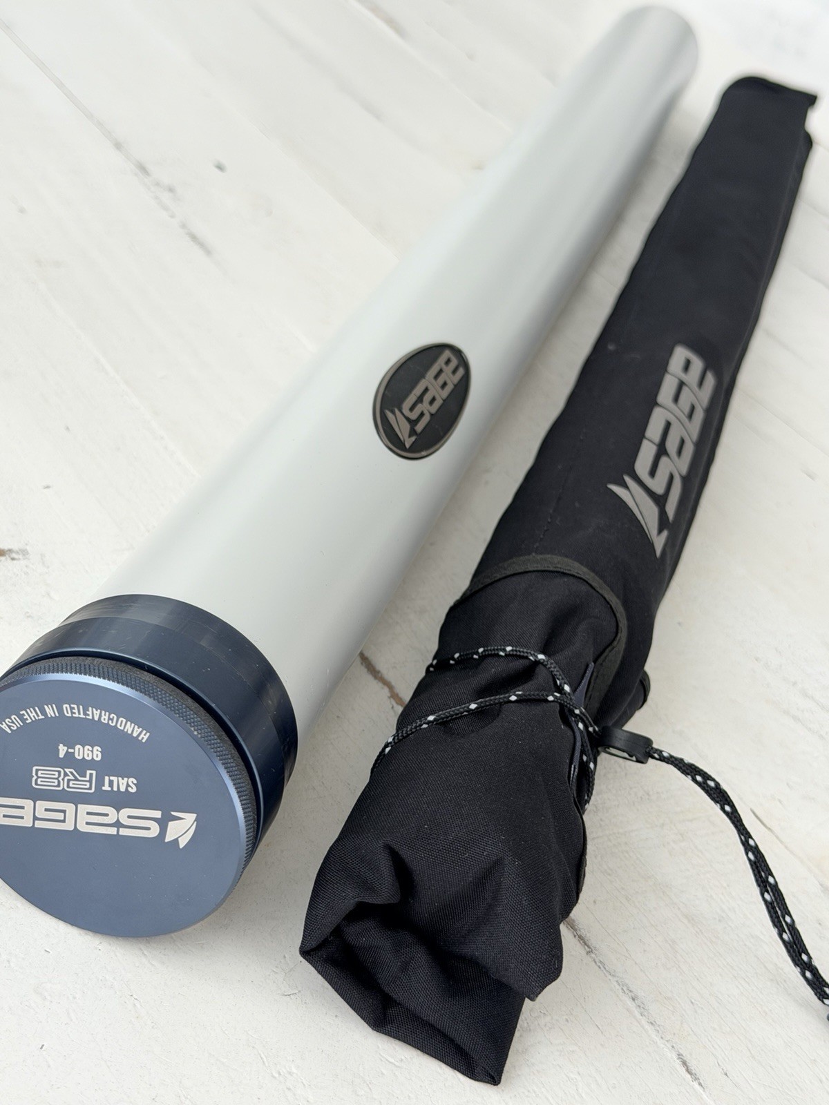 **BEAUTIFUL** 🔥 SAGE R8 SALT 9wt. 9’ft~4Pc FlyRod!! 🔥~LEGENDARY~🔥