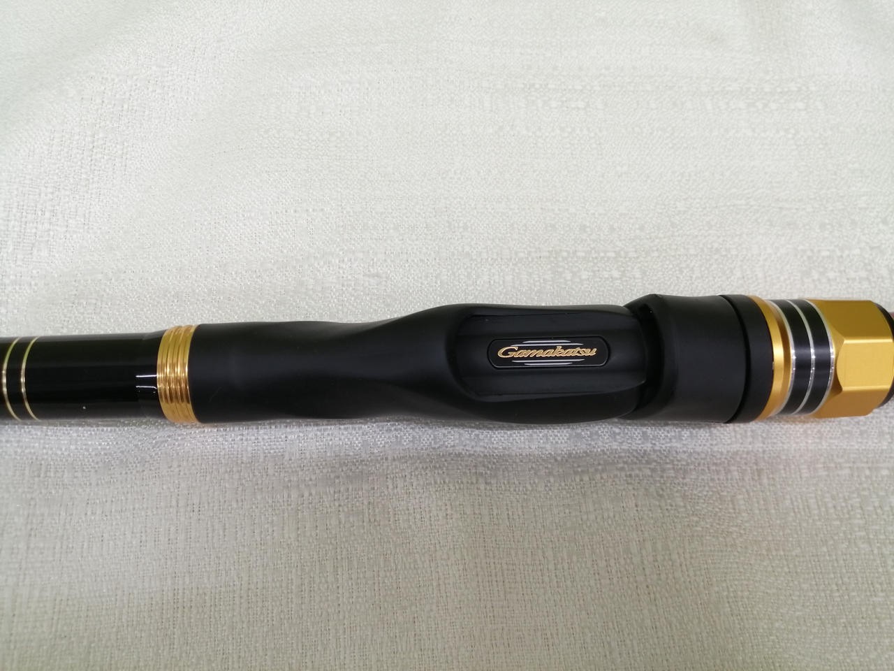 GAMAKATSU Black Trigger 06-53 Isopole 5.3m (208in) Surf Fishing Rod, 170g