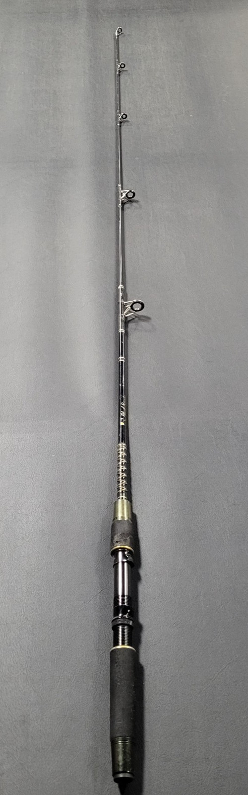 South Bend Black Beauty Ultra Light Spinning Rod, 2 Piece, 5 Guides, Split Foam