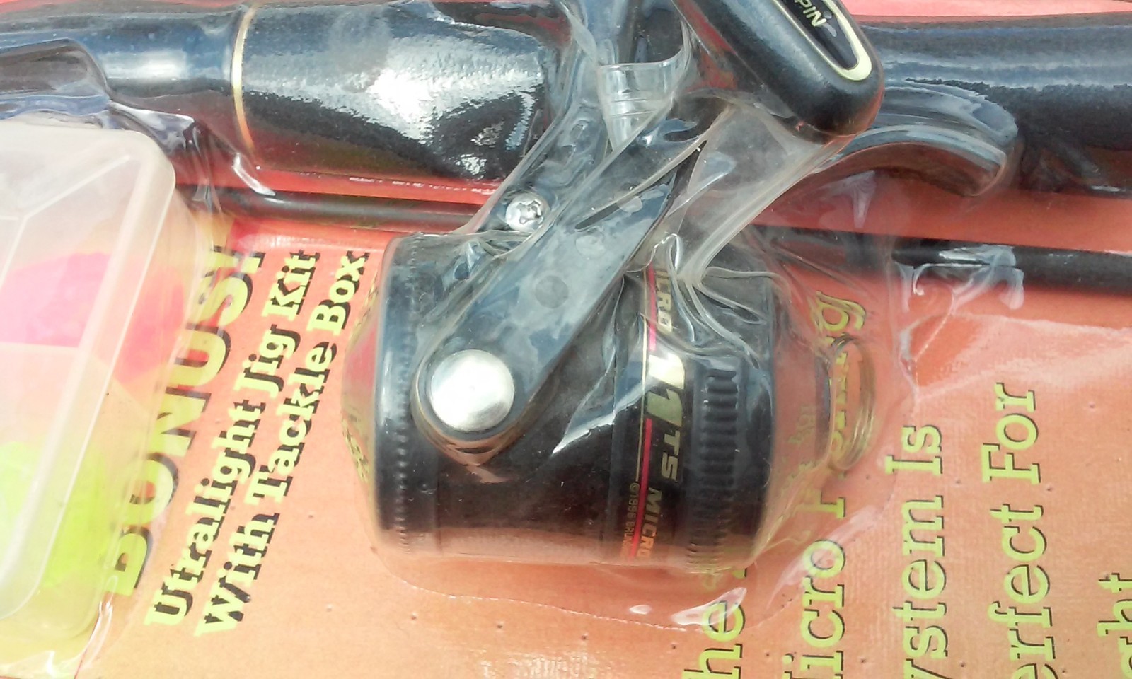 Vtg ZEBCO Triggercast Combo 4″ 6″Ultralight FISHING Rod/Reel MZ1000 Jig Kit 2000