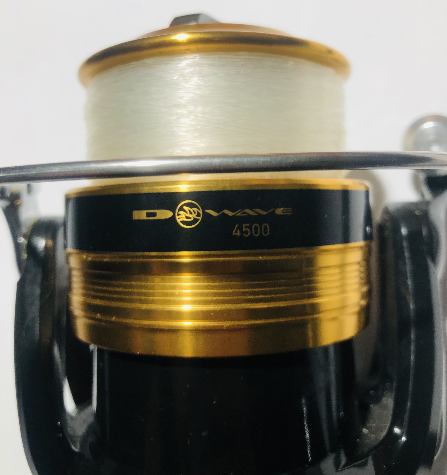 DAIWA D WAVE (DWA F802 MFS) 8’0″ 2 PC Med 12-25LB Spinning Rod & 4500 Reel New