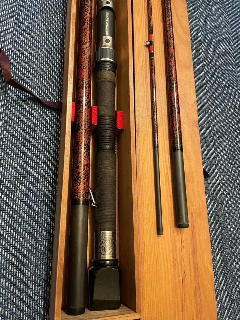 Stone Sea Bream Rod NFT 17H 520 Wooden Box Rare Collectible Used