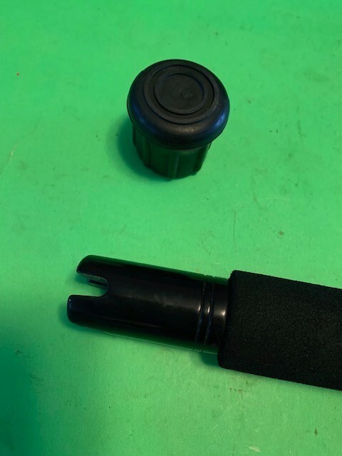 CALIFORNIAN BUILT BY PENN 6 FOOT 6 INCH 30 TO 60 POUND CONVENTIONAL FISHING ROD