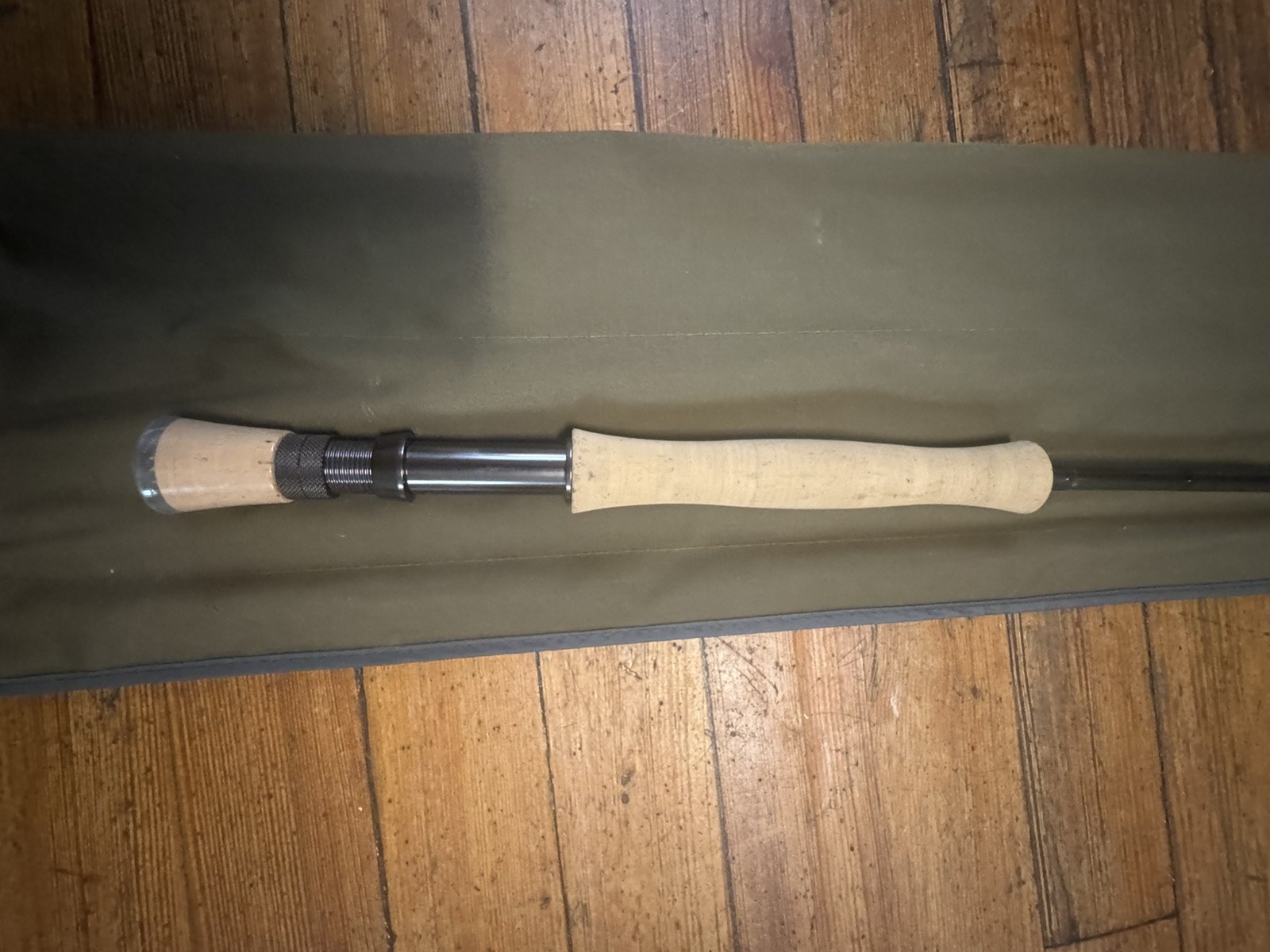 Orvis Recon 9’ 8wt Fly Rod New With Bag and Aluminum Tube