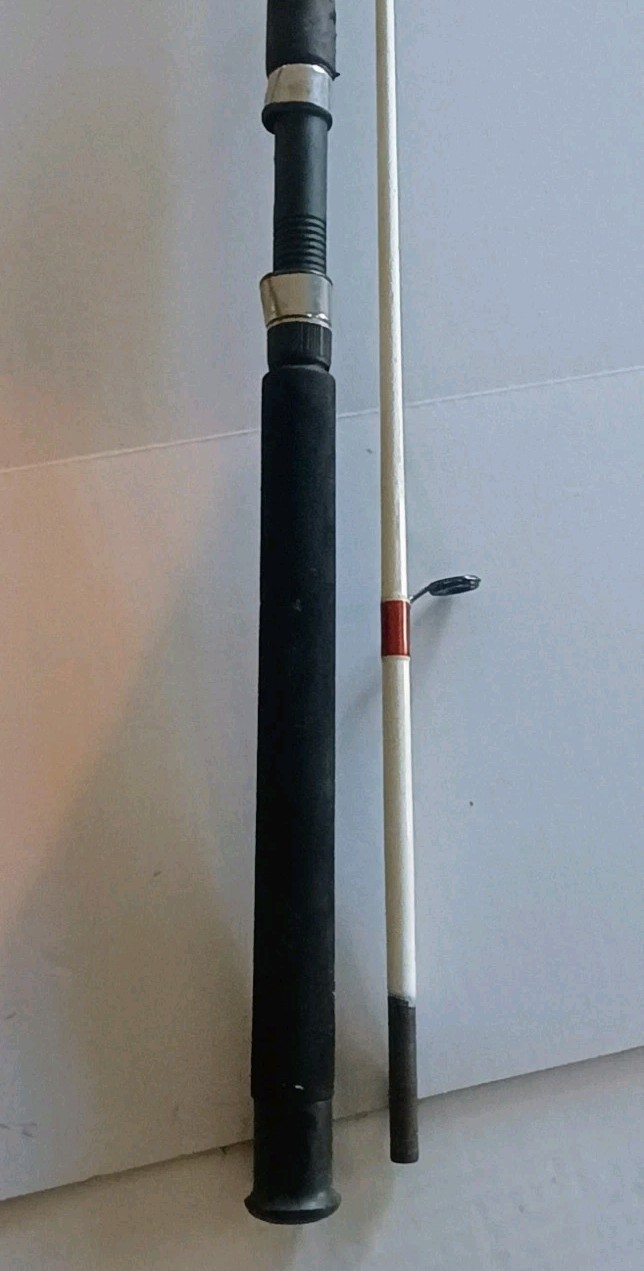 Shakespeare Tiger Spincasting TSC 66 2MH 6’6” Meadium Heavy Action Fishing Rod.