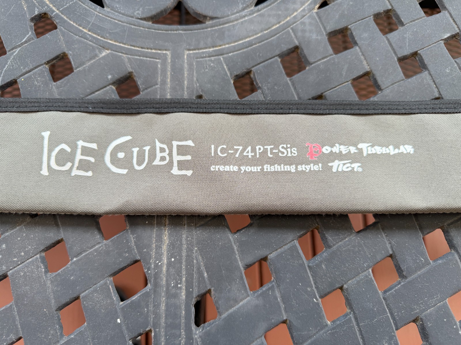 TICT Ice Cube IC-74PT-Sis Power Tubular, 7’4″, Ultra Light, Fast, 1-3lb, 0.8-9g