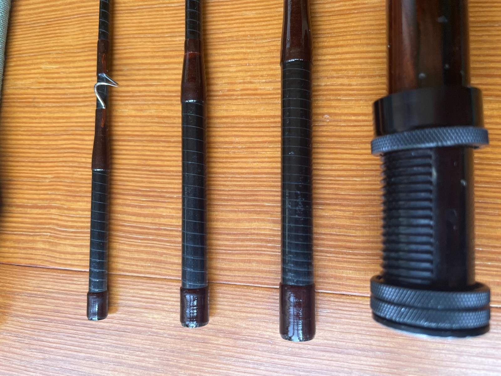 Orvis TightLoop #4 wt Line 8’0″ 4P 2-3/4oz Tube Used Fly Fishing Rod Carbon