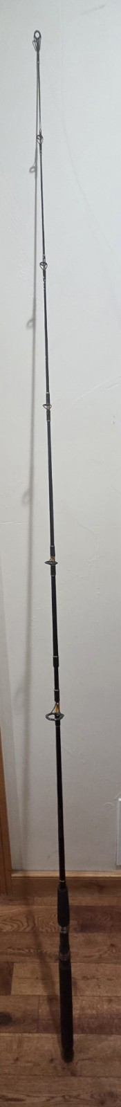 South Bend Black Beauty 2 7’6″ 2 Piece Med/Hvy Action Spinning Rod