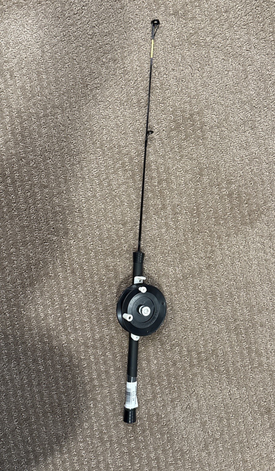 HT ENTERPRISE Graphite Jig Pole 24 Rigged W / Sponge Bobber