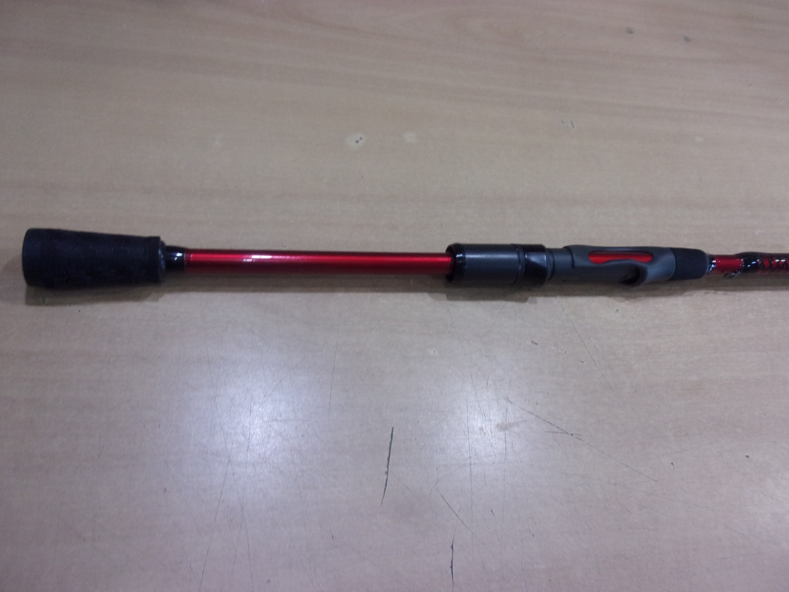 SHAKESPEARE UGLY STIK CARBON 7 foot Medium Heavy spinning rod