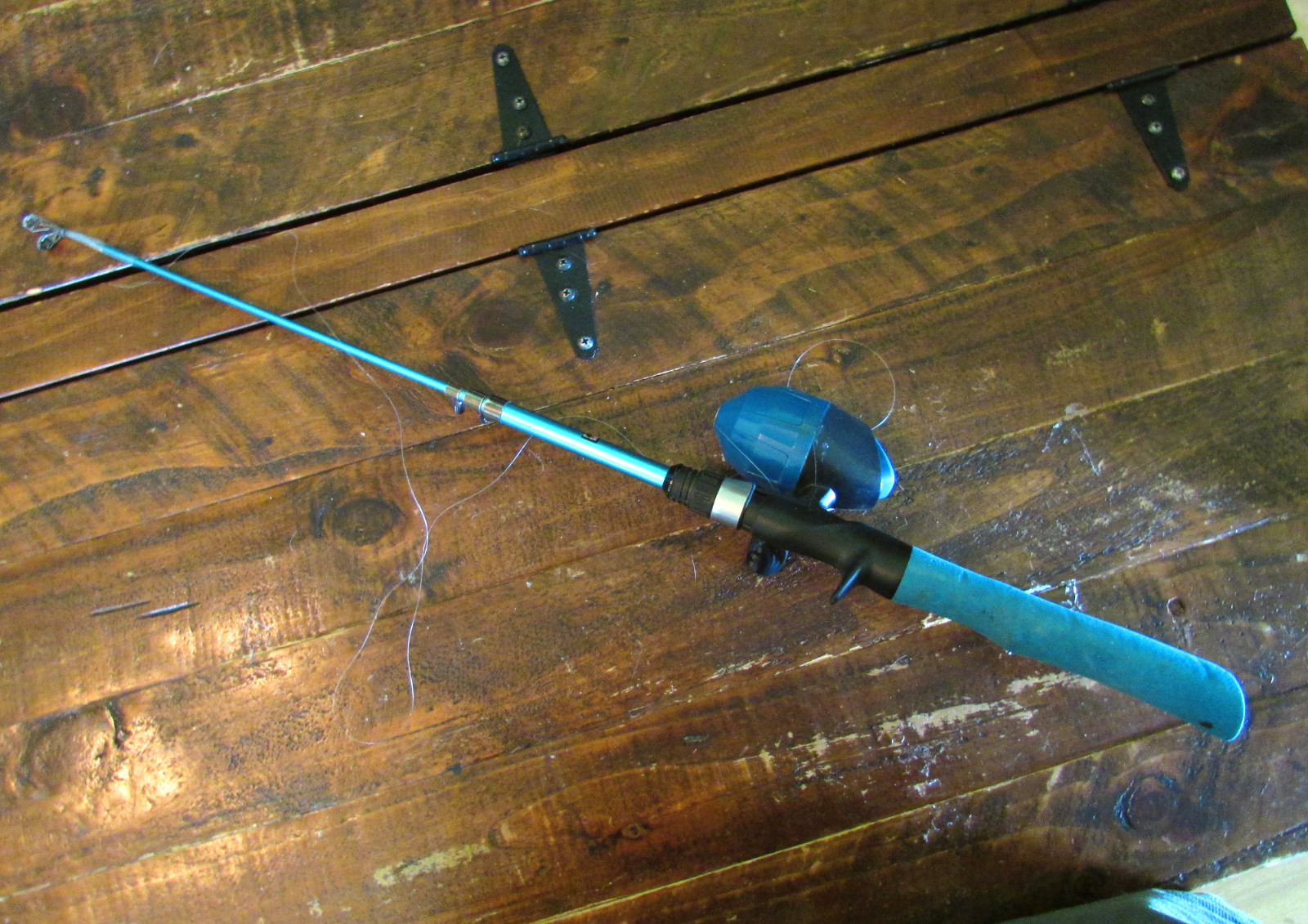PLUSINNO 150 Blue Black Spin Cast Fishing Rod FOR PARTS