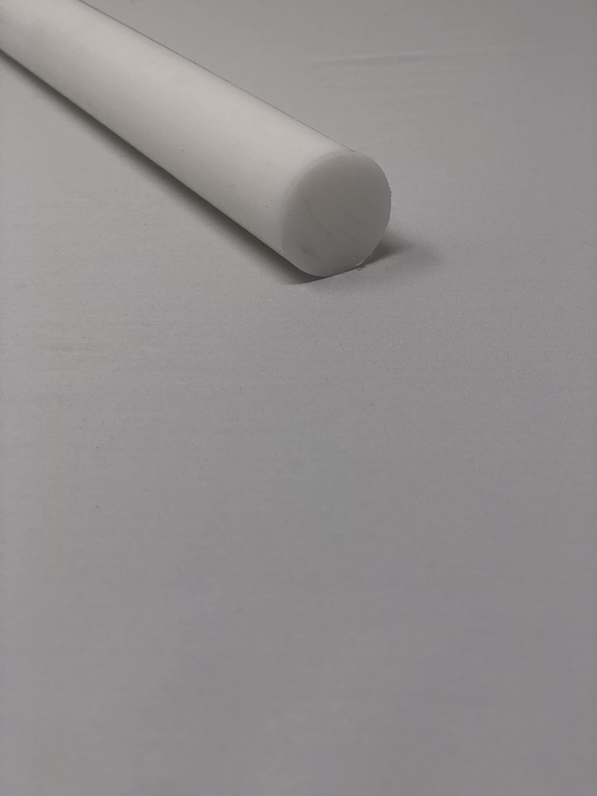 HDPE (High Density Polyethylene) Plastic Round Rod 2″ x 12” White Color