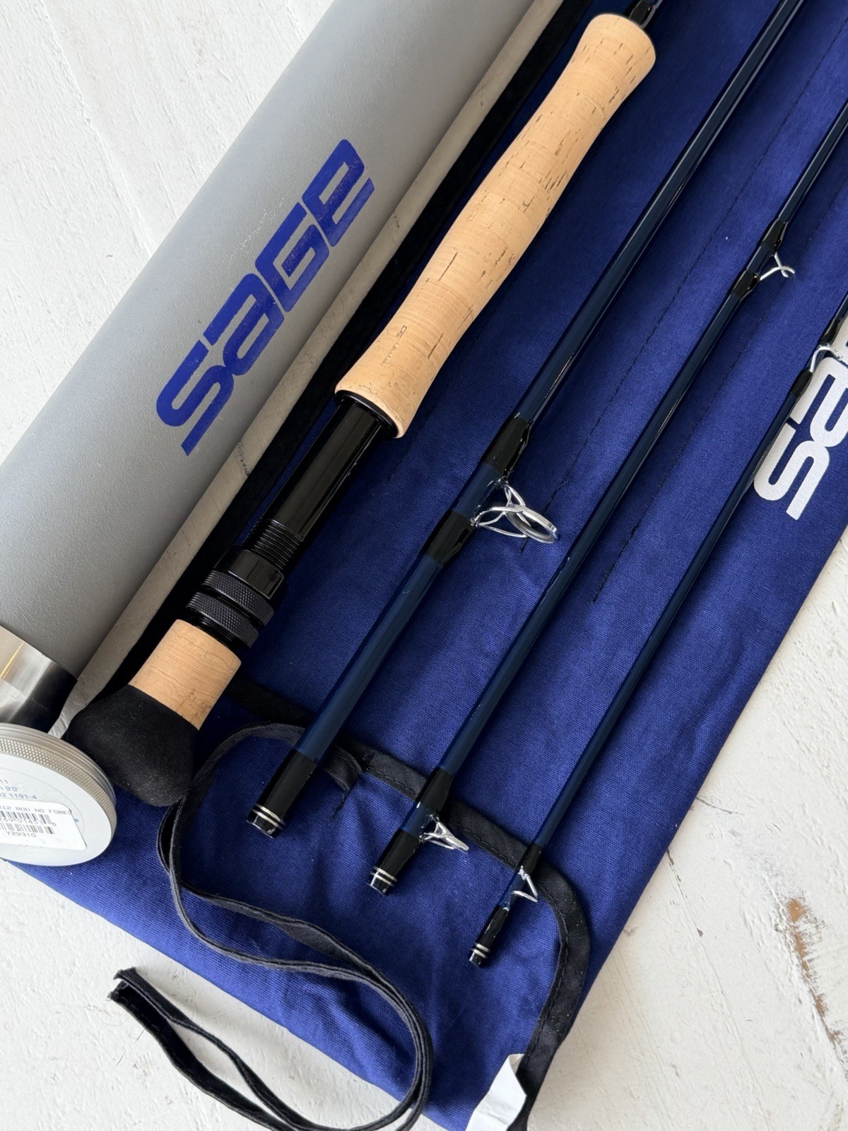 **BEAUTIFUL** 🔥 SAGE SALT Xi 2. 11wt. 9’ft Two Hand Flyrod!!🔥~LEGENDARY~🔥