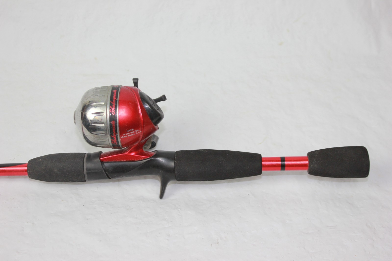 SHAKESPEARE HAH 50 2M 5’0″ (1.25M) MEDIUM 6-12LB (G103639-1 R #4) J-1