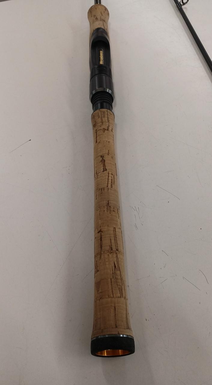 MEGABASS DESTROYER OROCHI X4 F2-68X4SⅡ bass rod