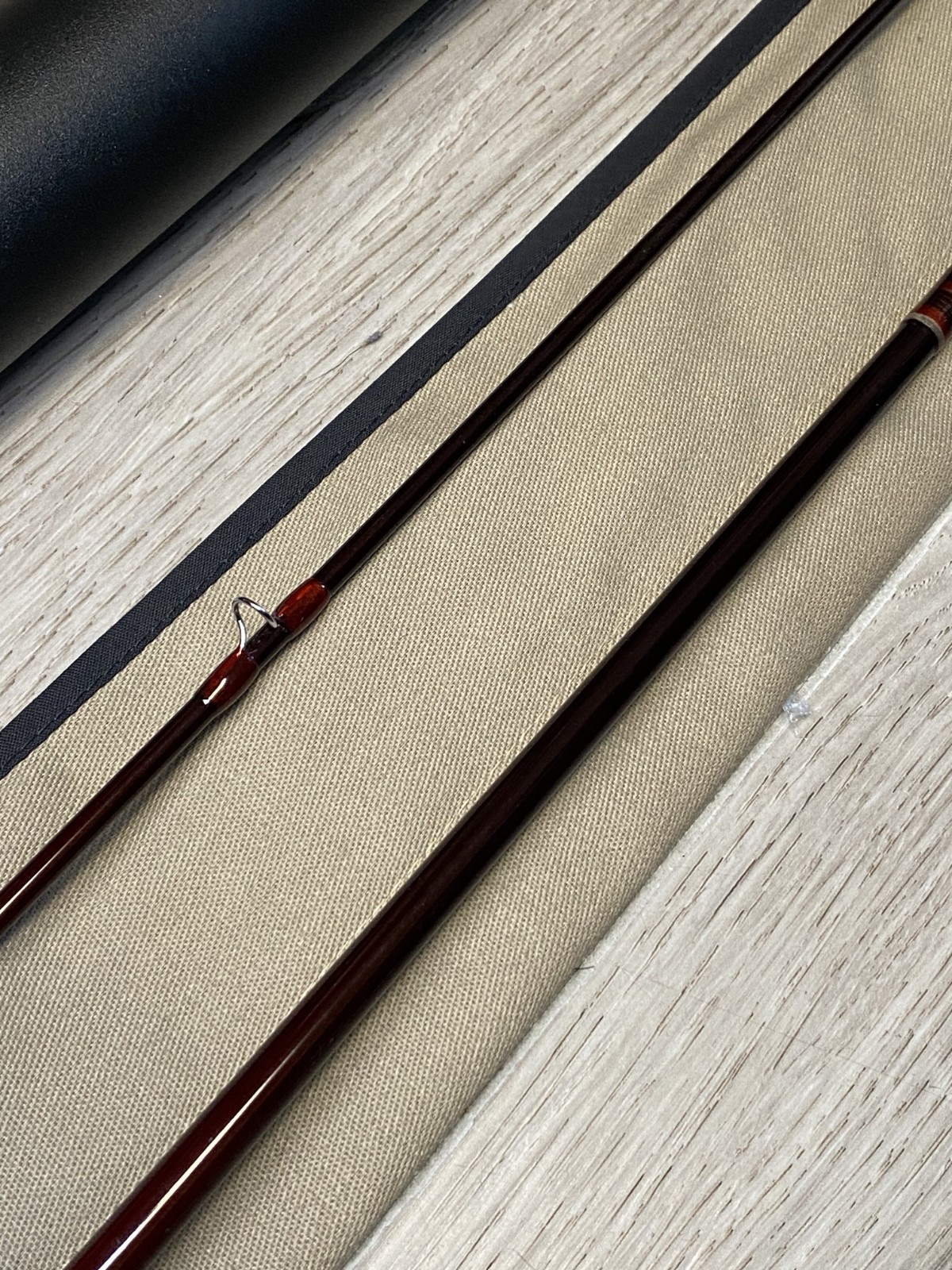 [Near Mint] Powell SS9045 9’0” 4-5wt Fly rod w/Sock and Tube