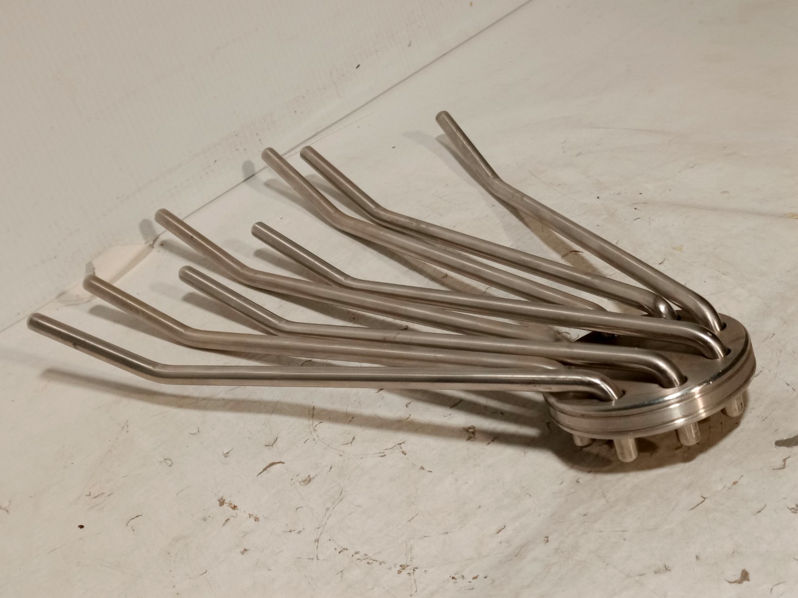 Unbranded stainless steel head with 8-rod arms, 12in rods, as shown