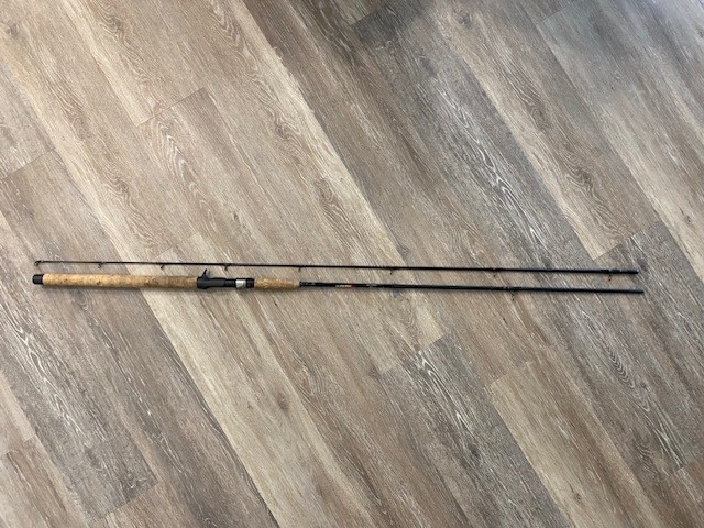 Shakespeare Intrepid Titanium CA3086 2M Med Action 2 Pc 6-12 lb Line Casting Rod