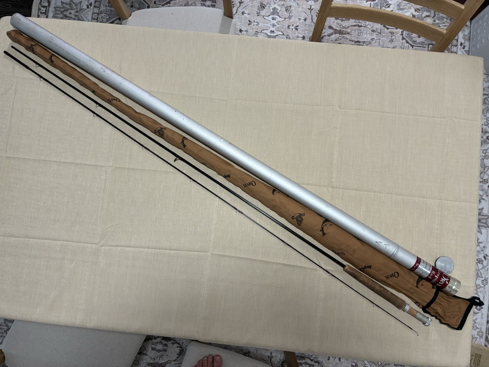 Orvis Graphite Fly Rod | 9’ 4wt | 2-Piece | Made in USA | Tube & Sock Included