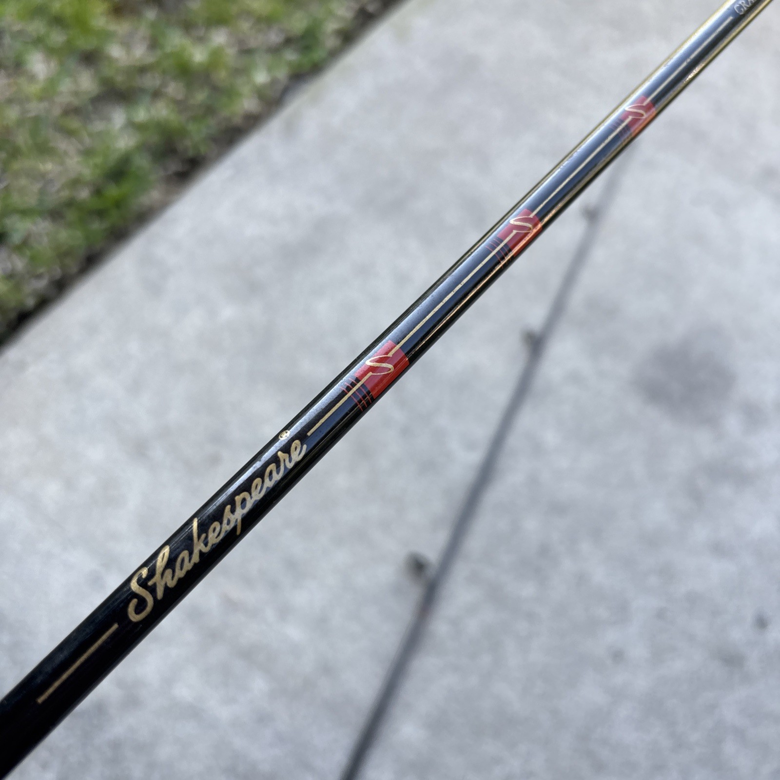 Shakespeare SP 50-2UL 5’ 2-Piece Fishing Spinning Rod Ultra Light Action 2-6lb