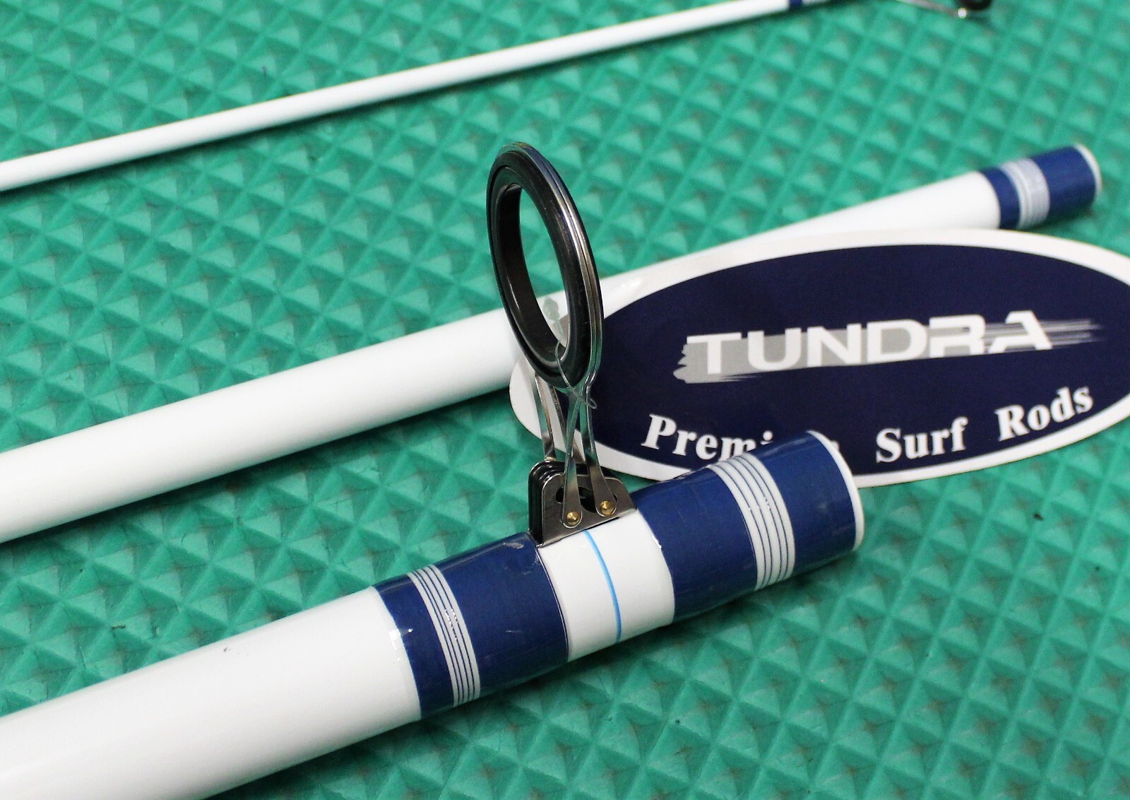 Okuma Spinning Tundra Surf Rod Medium Heavy 13′ 0″ 3-Piece TU-130