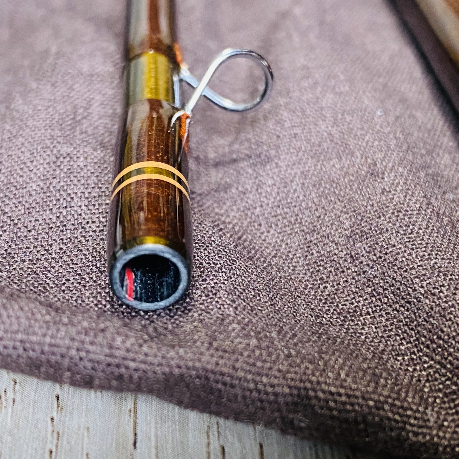Sage Graphite III 890-3 RPLX 8wt 9’0″ Fly fishing rod w/Sock