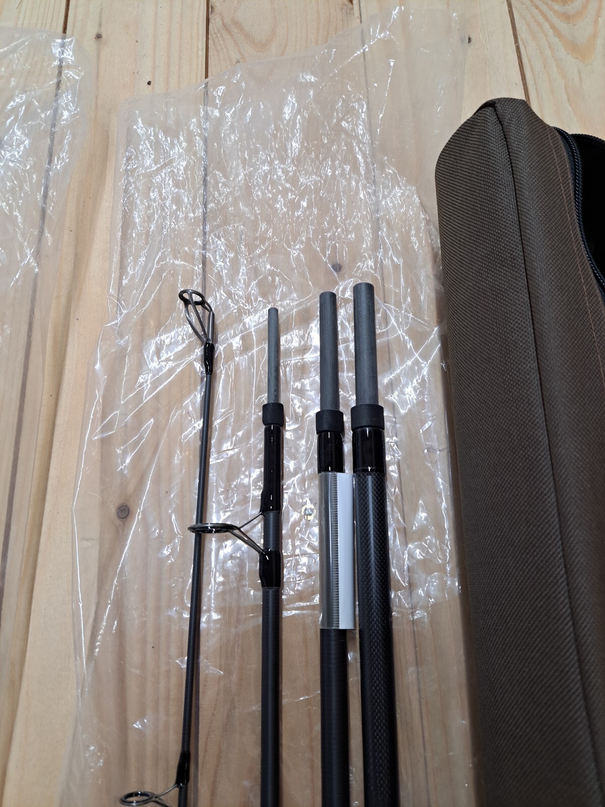 2 × Shimano TX Lite A Carp 9ft 3lb Carp Rods 4pc NEW inc pipe carp