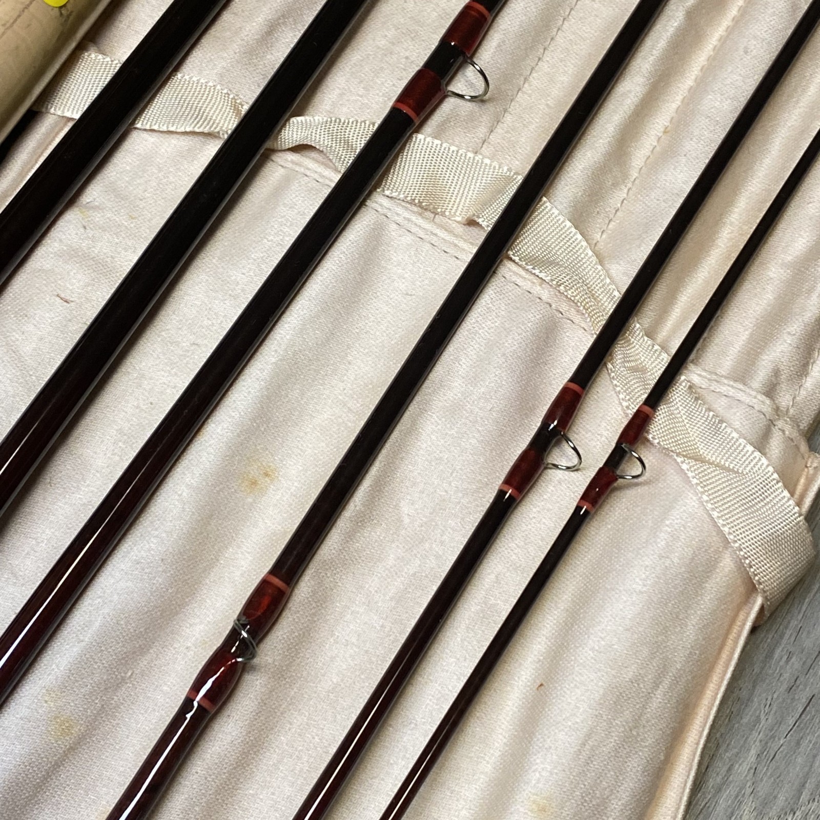 [Near Mint]Hardy Graphite Smuggler Deluxe #6 8’2″ Fly rod w/Sock Tube 7piece