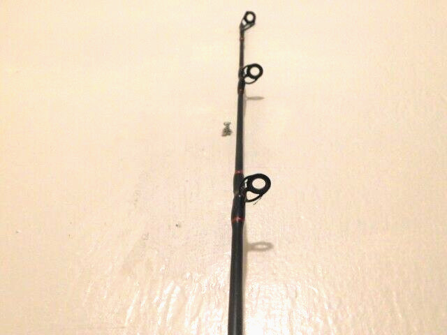 CUSTOM CASTING ROD GRAPHITE 7′ 15-30 LB FUJI GUIDES