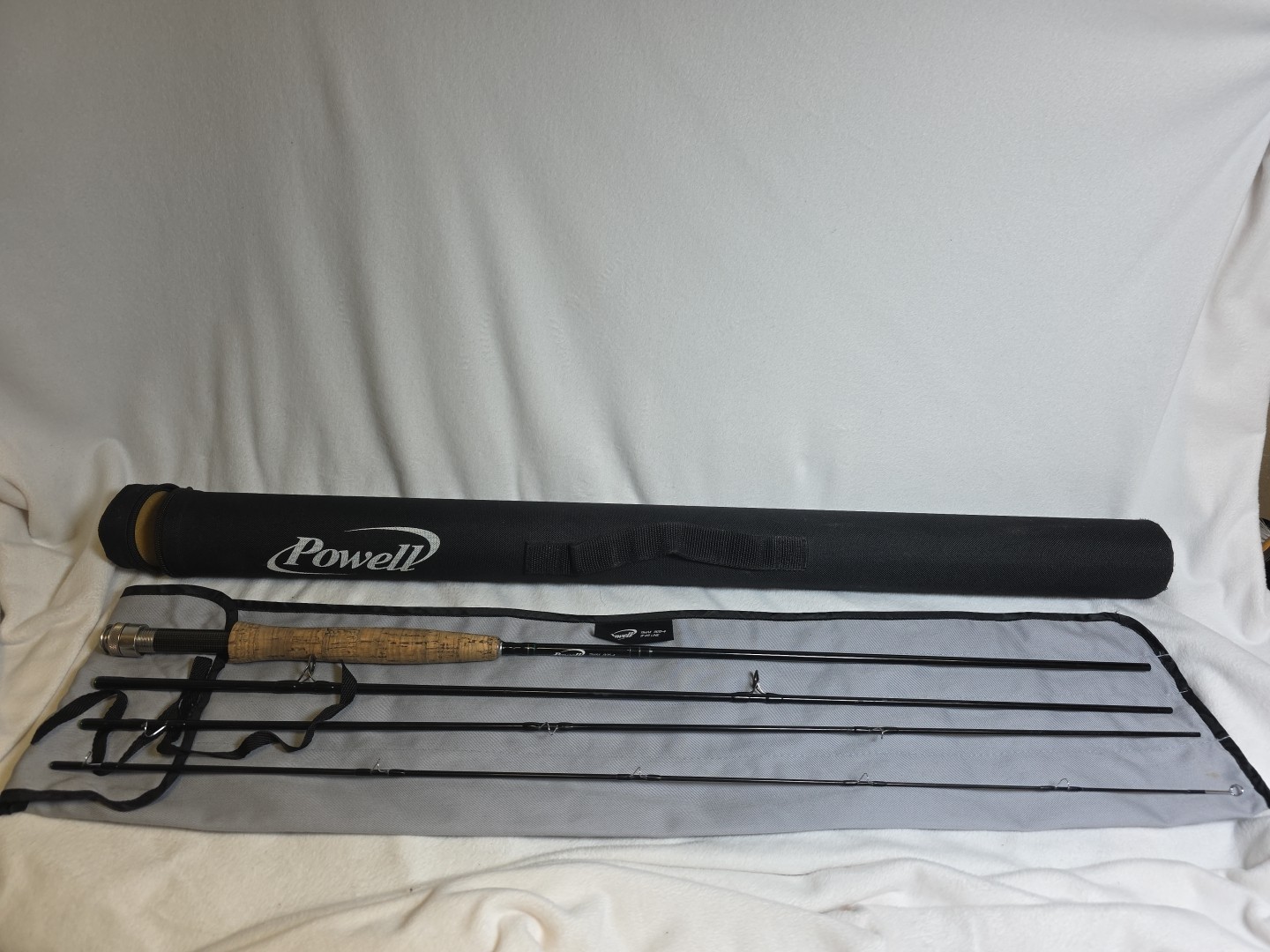 Powell Legacy XL 905-4 Fly Fishing Rod 9′ 4wt 4 Piece Black Excellent Case