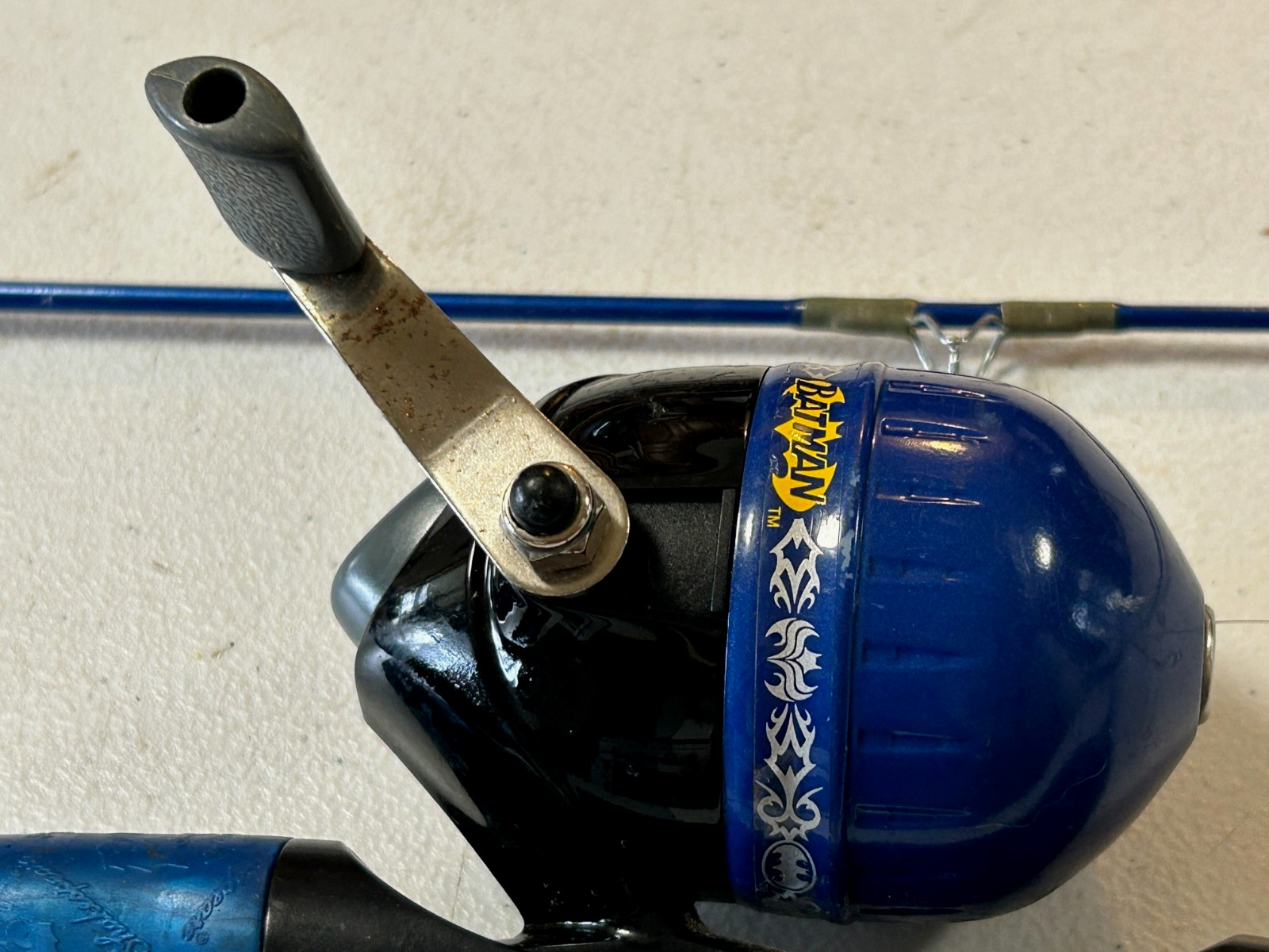 Vintage Batman Shakespeare Spinning Fishing Rod, Enclosed Reel 5′, 2 Piece