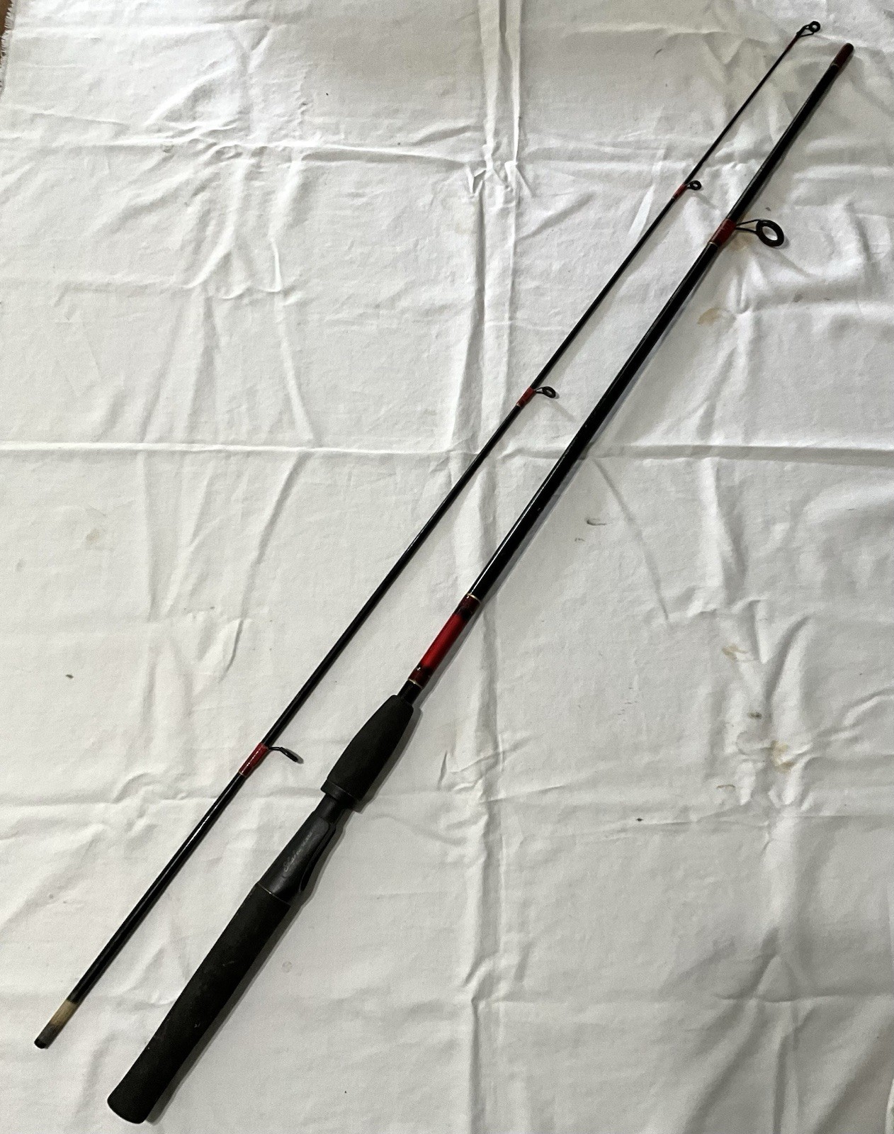 Shakespeare Contender 6’6″ 2pc Spinning Rod, HSS-652M – Medium Action