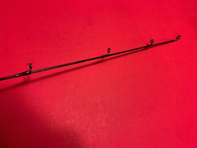 BASS PRO SHOPS PRO QUALIFIER 5 FOOT 6 INCH 8 TO 17 POUND BAITCASTING FISHING ROD