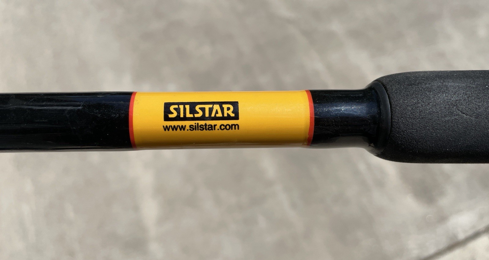 Silstar FishBonz Old Yellow OY802BWS 8’ Spinning Fishing Salmon Rod 2-pc NICE!