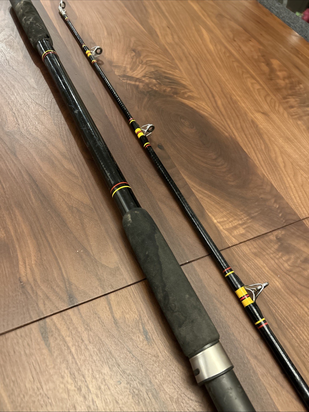 Shakespeare Ugly Stik BWC 1100 10’0″ 12-40lb Heavy Action Great Condition L17