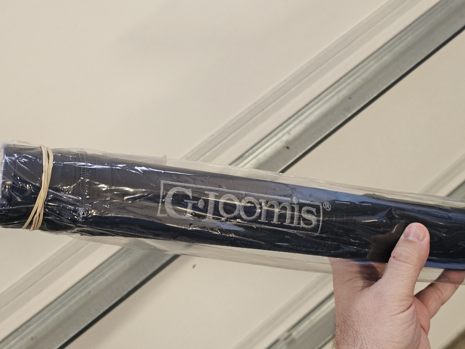 13002-01 G Loomis IMX-Pro V2 9′ 4WT Fly Rod 490-4