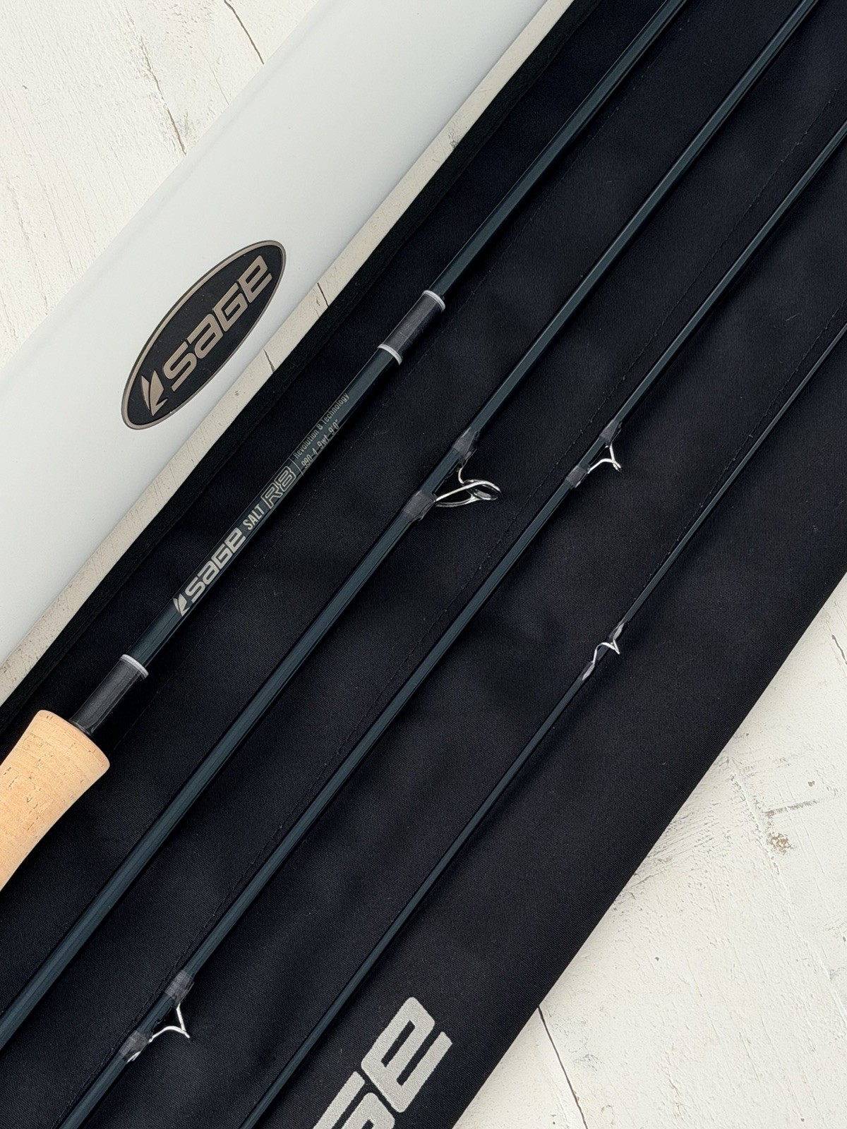 **BEAUTIFUL** 🔥 SAGE R8 SALT 9wt. 9’ft~4Pc FlyRod!! 🔥~LEGENDARY~🔥