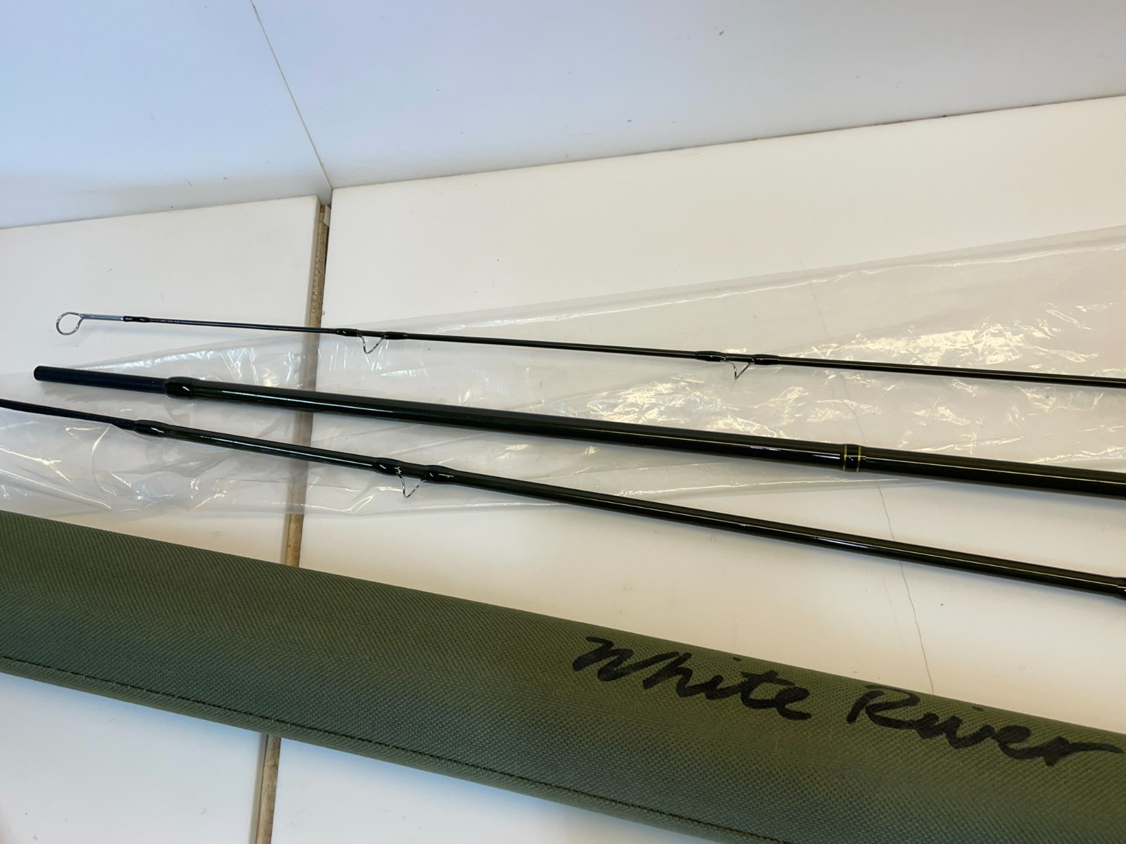 r47- NEW White River CGR Fly Fishing Rod — 7’6″- 3 pc. W/ travel case & bag