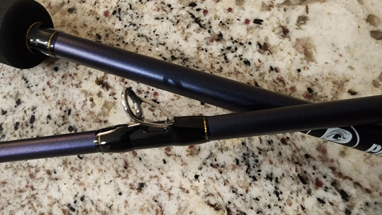 L Series 72-3 200g to 500g (8 oz to 18 oz) Slow/long fall jigging rod