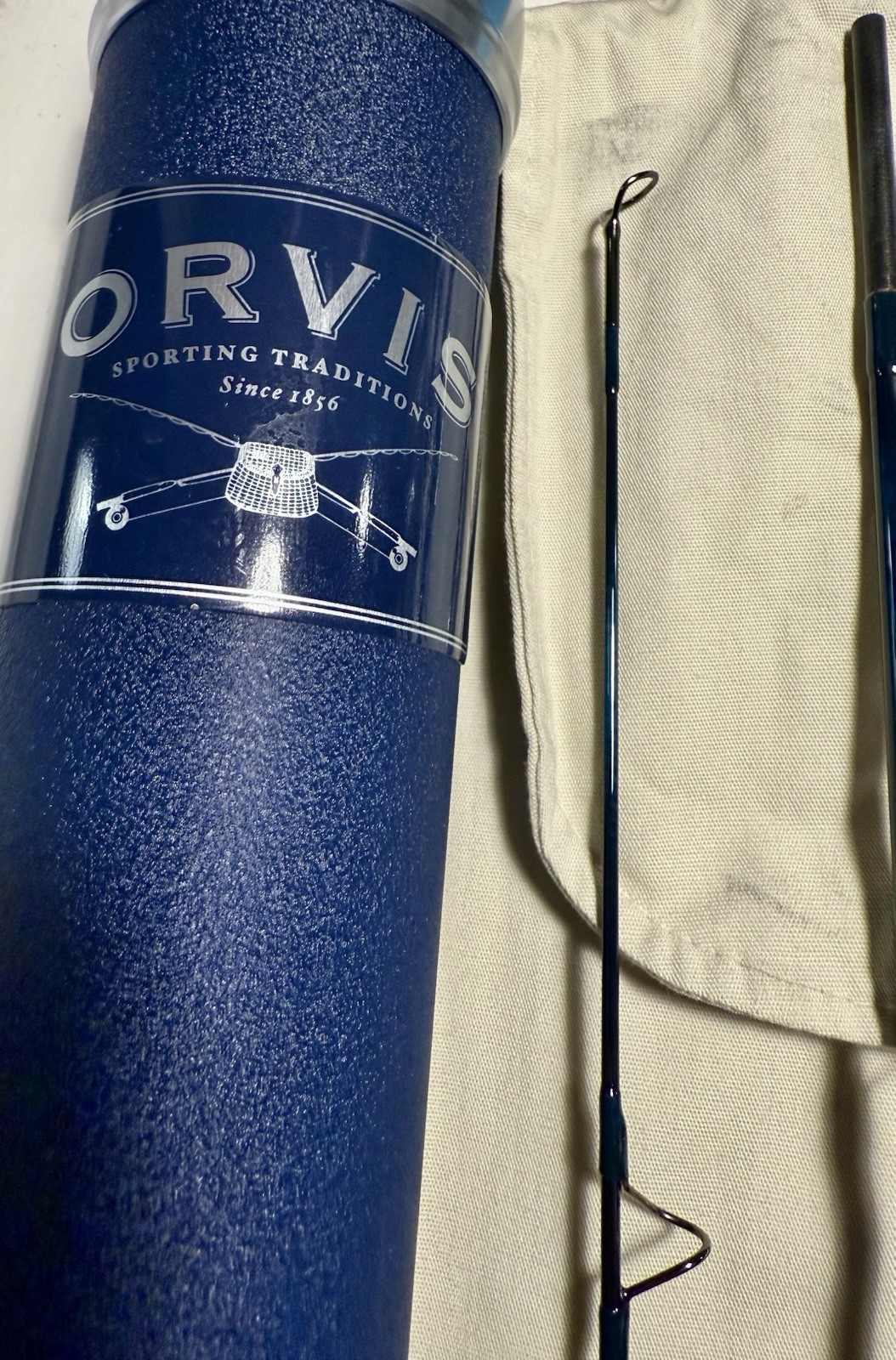 Orvis T3 9 Foot #11 Carbon 4 Piece Saltwater Fly Rod with Bag & Travel Tube
