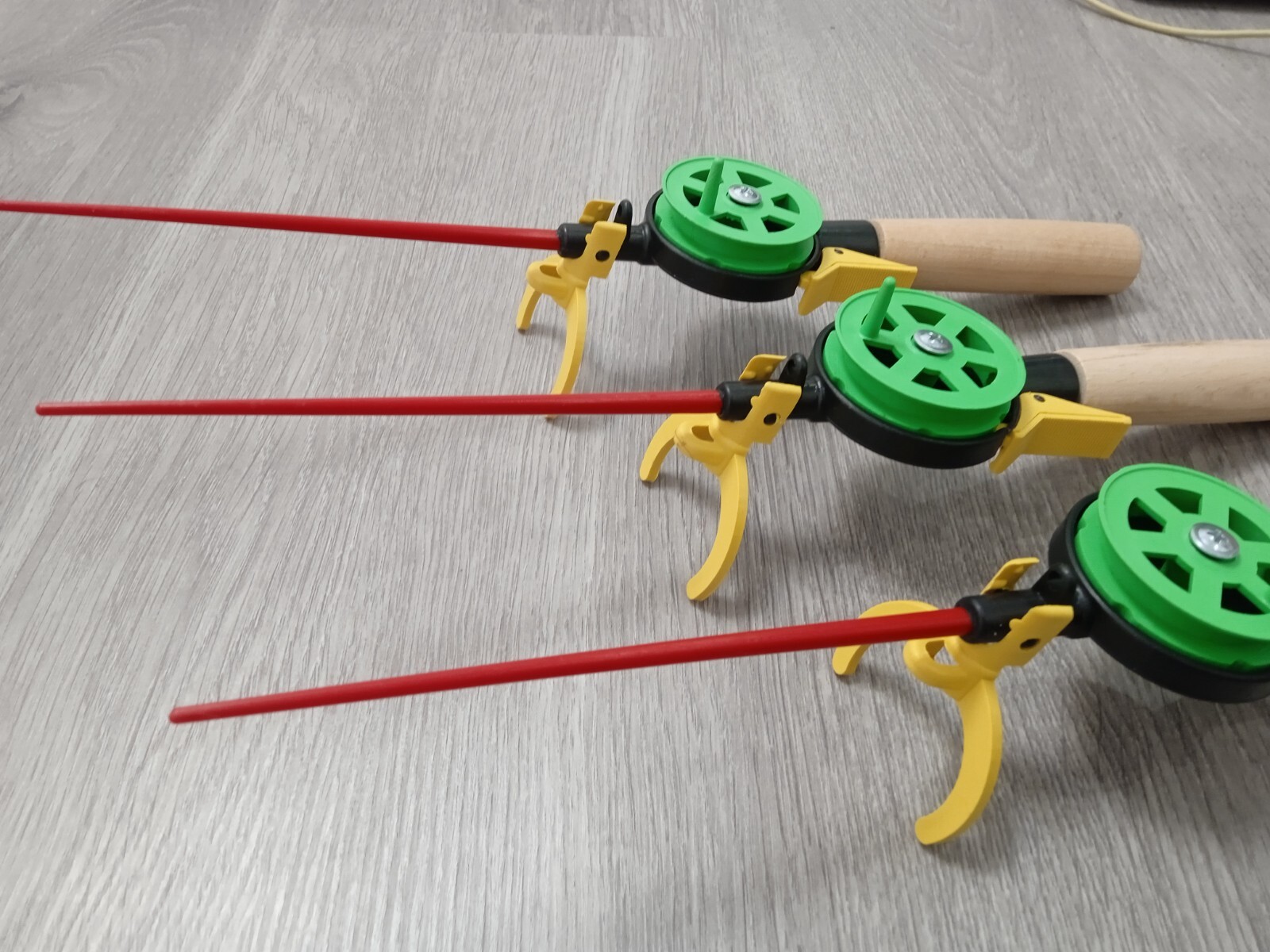 3 pcs Ice winter fishing rod ice vertical jig mormyshka wooden holder