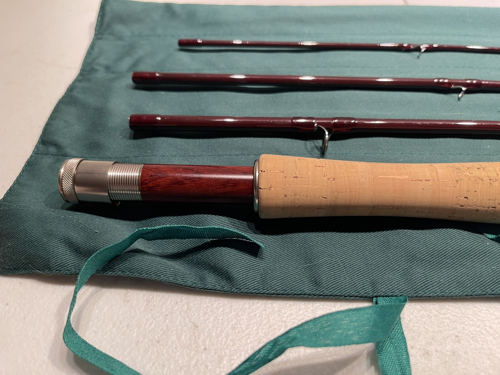 Trout Master’s 6000 90 X 4 #6 4 PC FLY ROD W/ Case