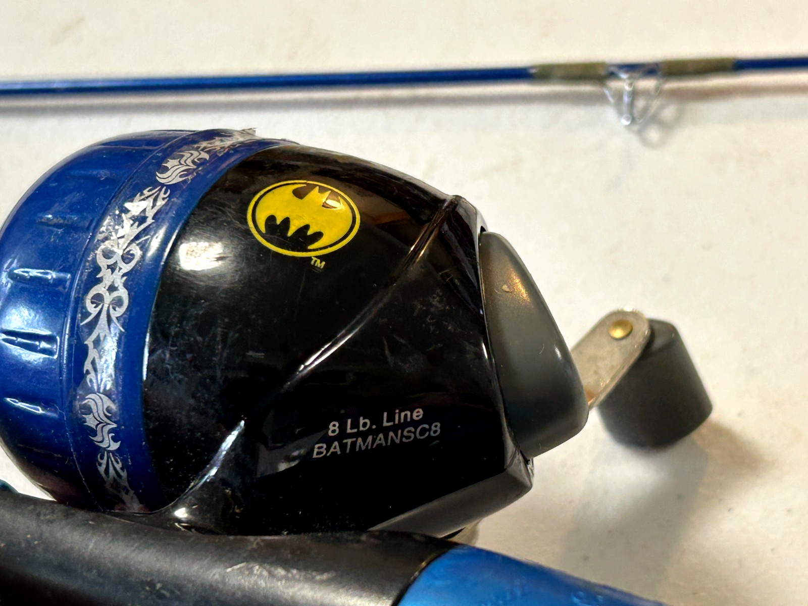 Vintage Batman Shakespeare Spinning Fishing Rod, Enclosed Reel 5′, 2 Piece