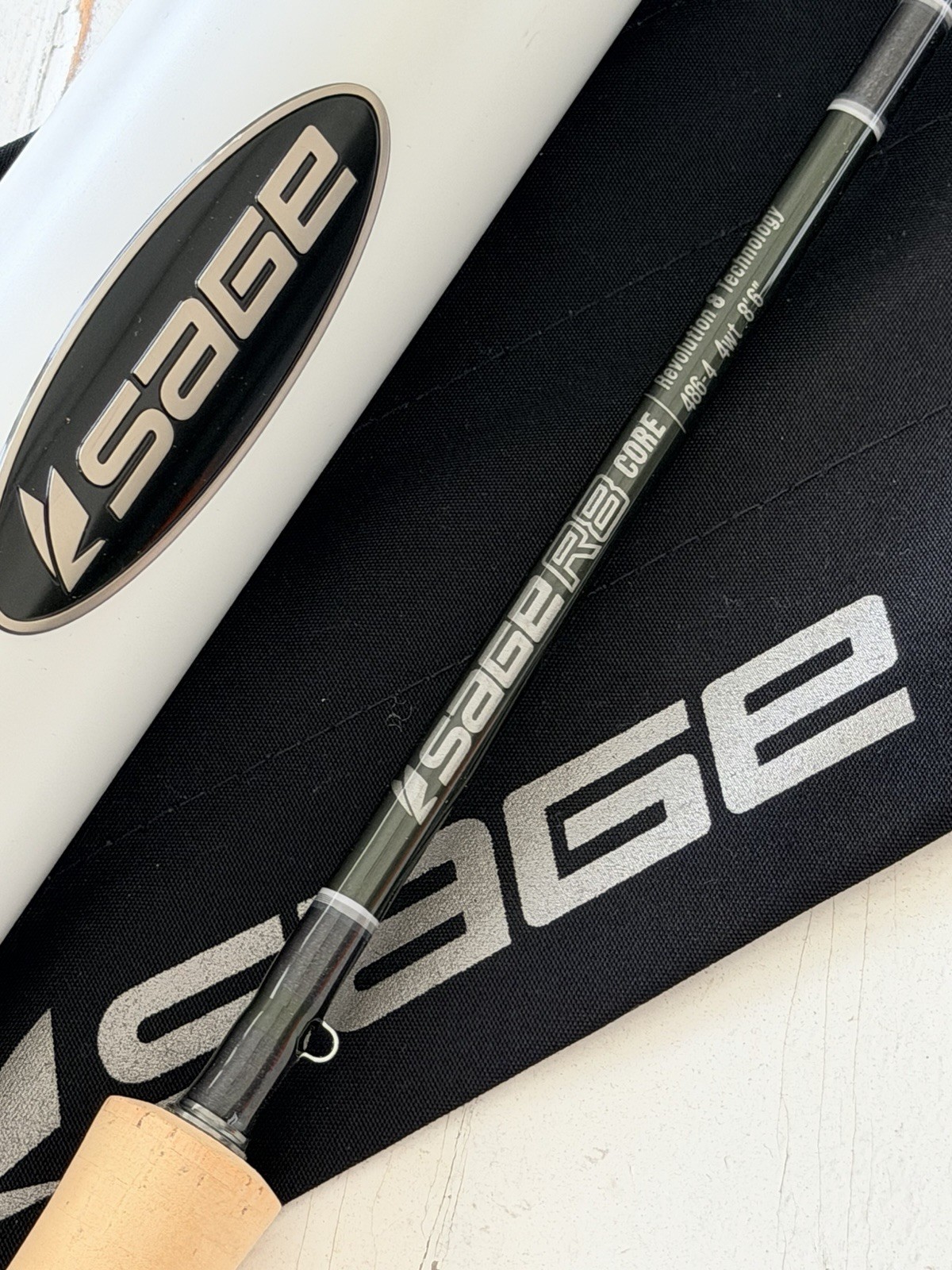 **BEAUTIFUL** 🔥 SAGE R8 Core 4wt. 8’6”in FlyRod!!🔥~LEGENDARY~🔥