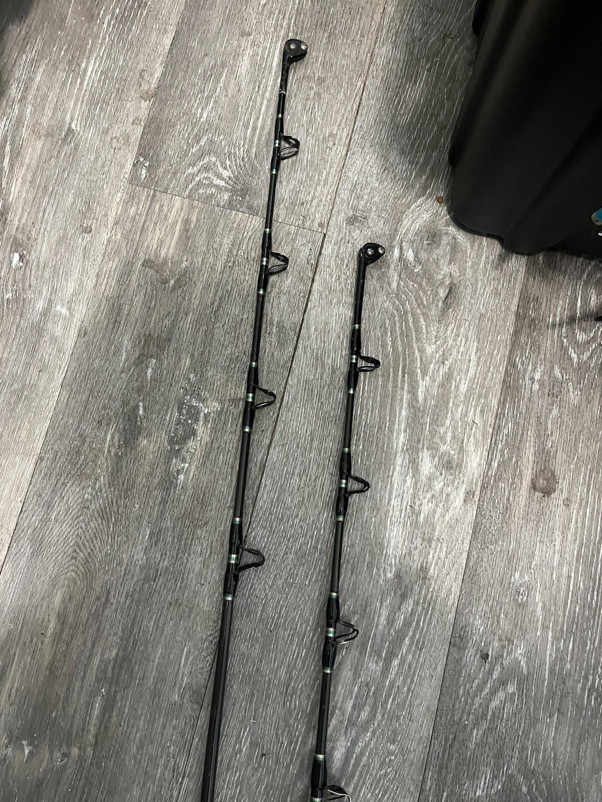 G73 Lot Of 2 Cabelas Salt Striker Rods CSS SU4010 Graphite 5’6” & 6’ Ea 1 Piece